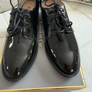 Louise et Cie Black Patent Leather Oxfords